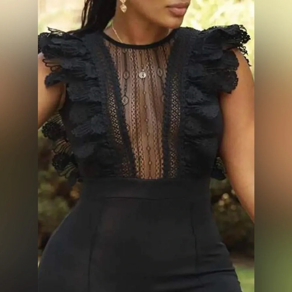 💋Boutique | Lace On Me Jumpsuit - Picture 2 of 3